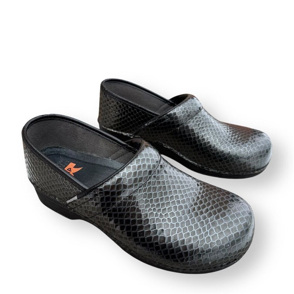 Dansko XP Women's Black Snake Pring Clogs Size 9.5-10 Slip-Resistant Work Shoes - Picture 13 of 13